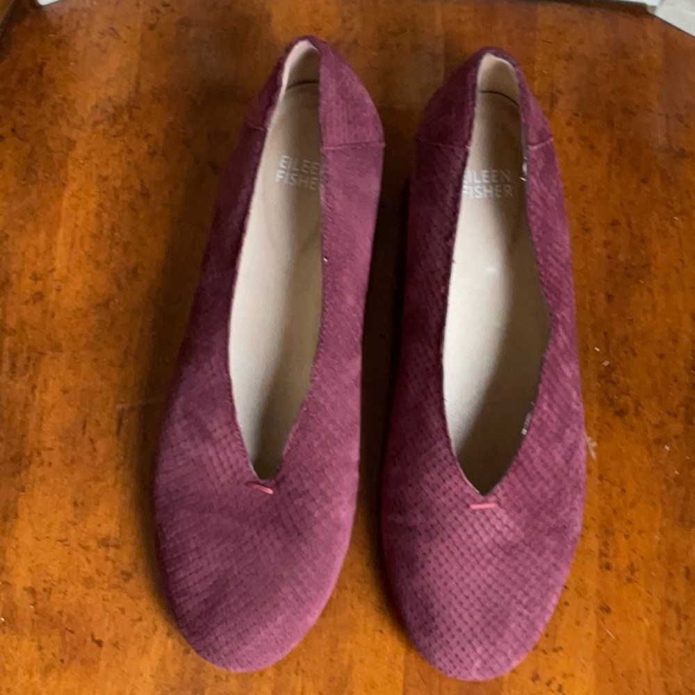 Eileen Fisher Suede 1” Hidden Wedge 8.5